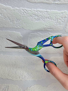 Beautiful blue floral stork scissors, 11.5cm in length
