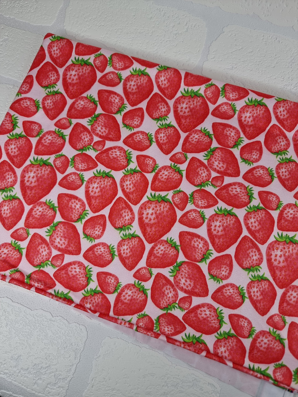 Strawberries on double brushed polyester