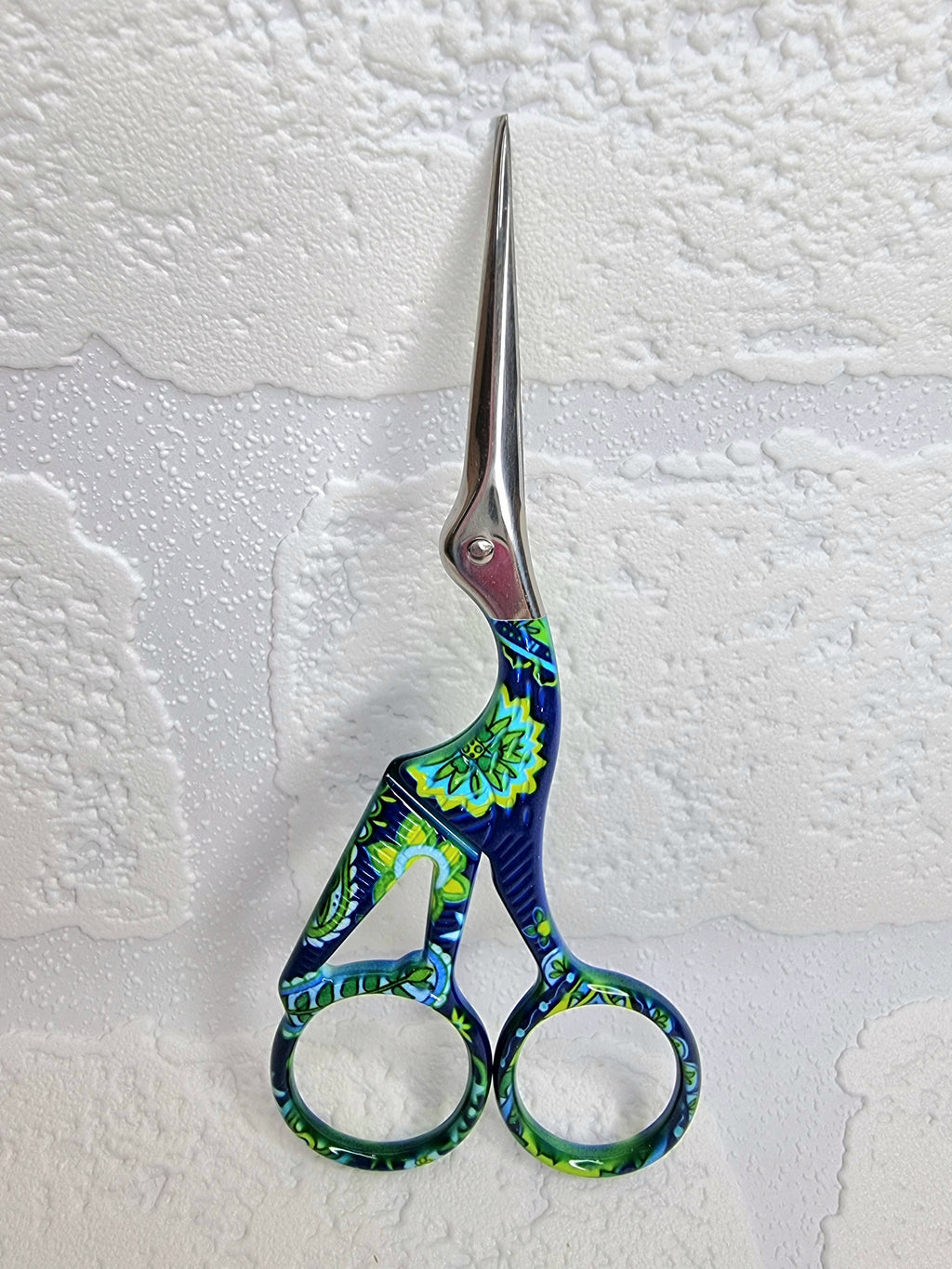 Beautiful blue floral stork scissors, 11.5cm in length