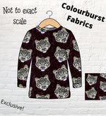 Load image into Gallery viewer, Snow leopard mockup as a jumper 
